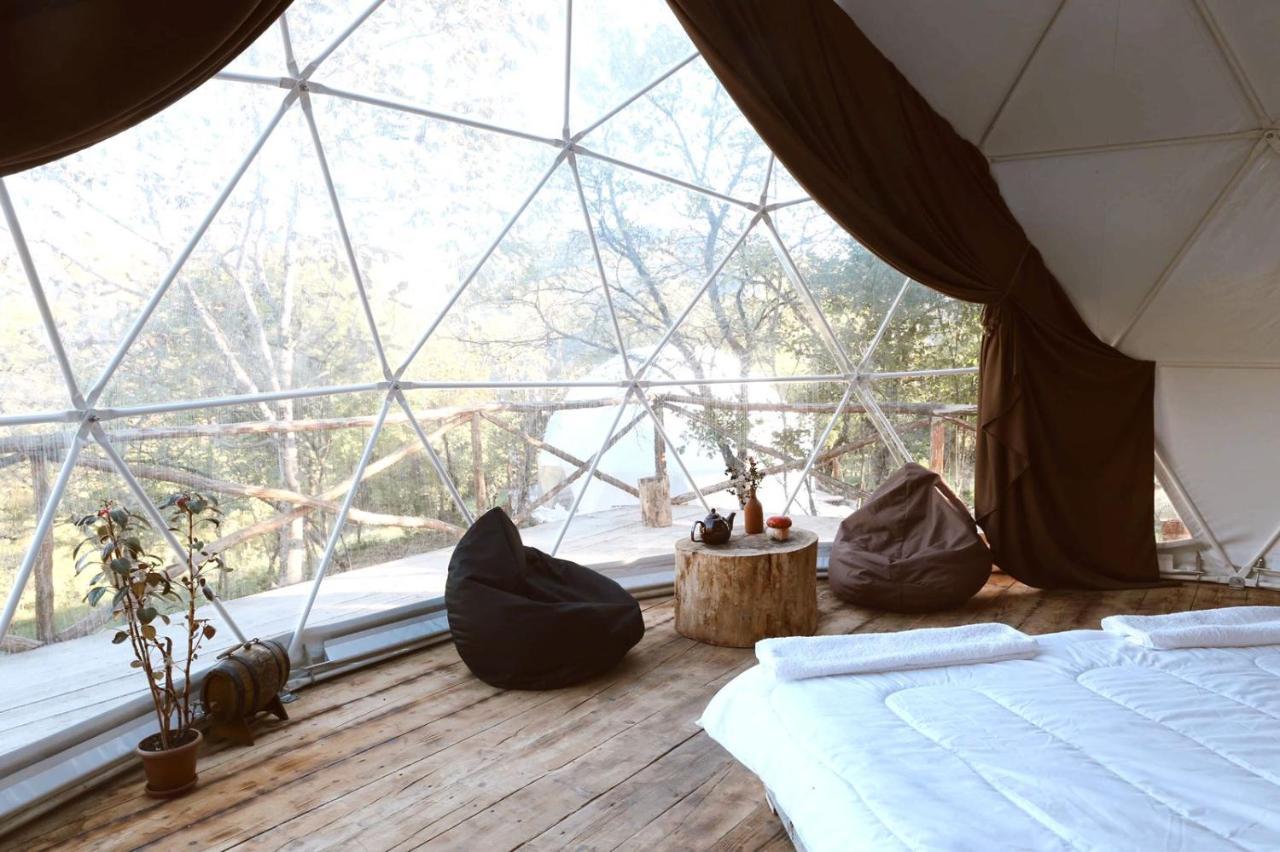 Hotel Elsesi Racha Glamping Ambrolauri Exterior foto