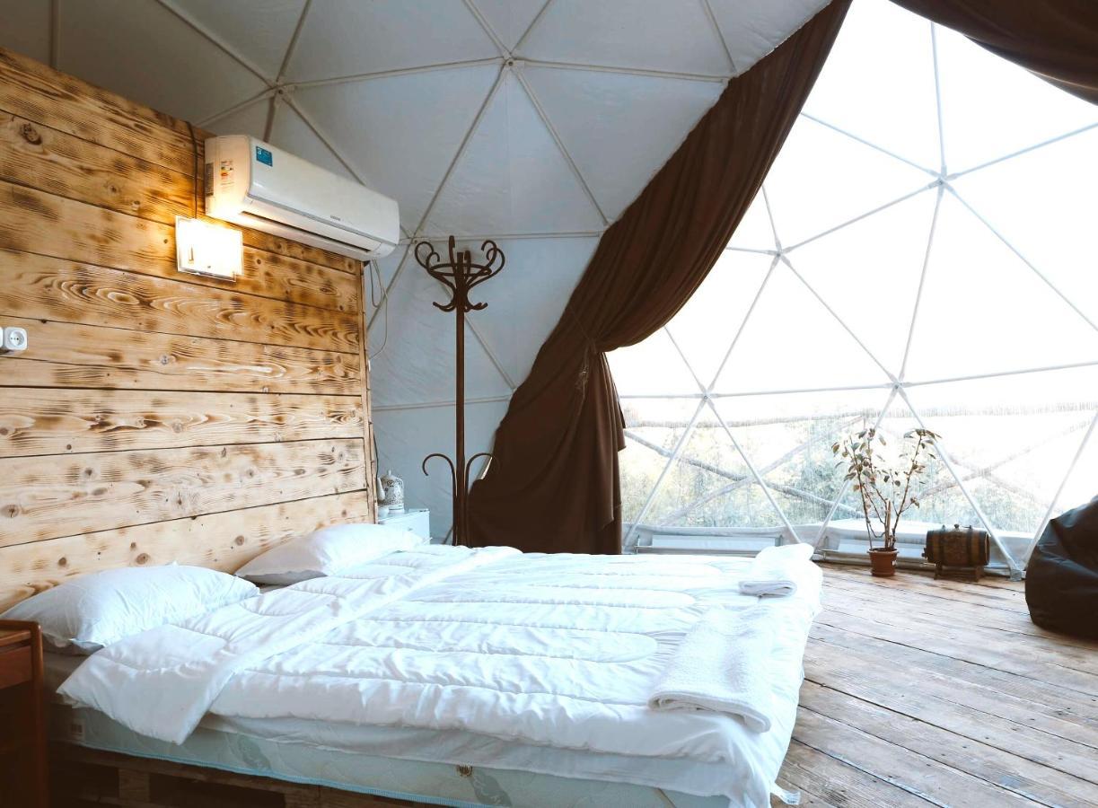 Hotel Elsesi Racha Glamping Ambrolauri Exterior foto