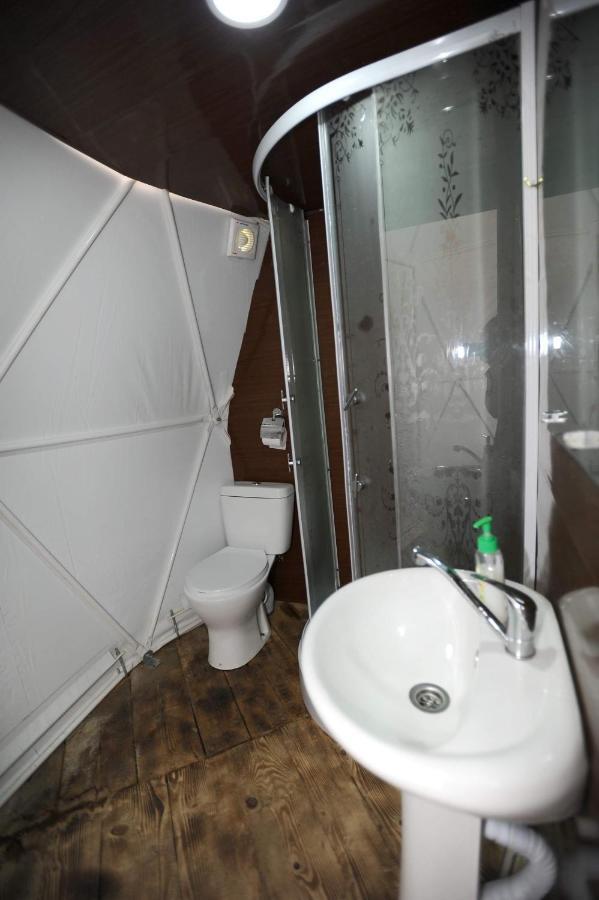 Hotel Elsesi Racha Glamping Ambrolauri Exterior foto