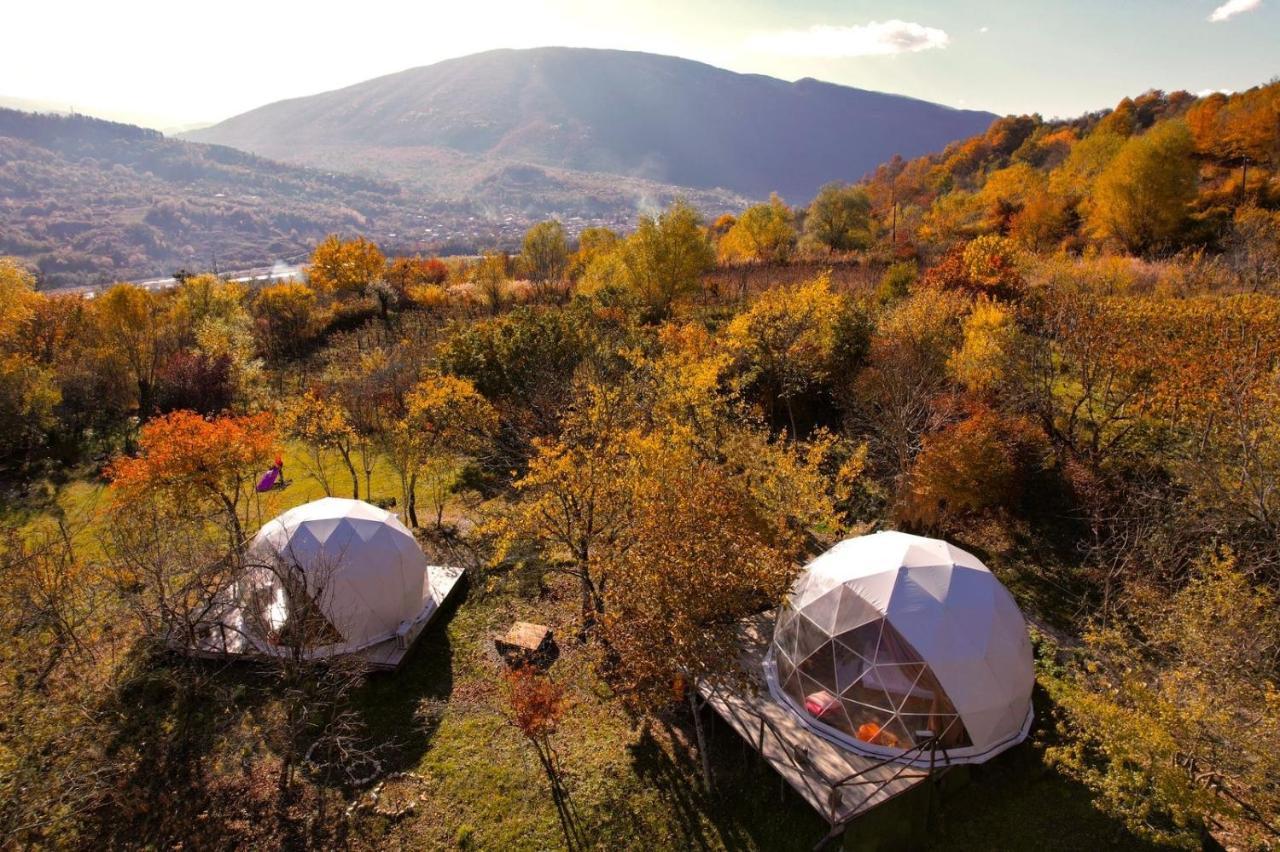 Hotel Elsesi Racha Glamping Ambrolauri Exterior foto
